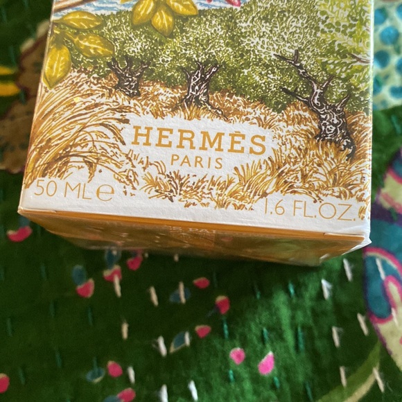 Hermes Un Jardin A Cythere  NWT NIB received as a duplicate gift - Picture 6 of 8